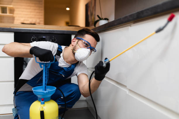 Best Pest Control for Restaurants  in Thunderbolt, GA